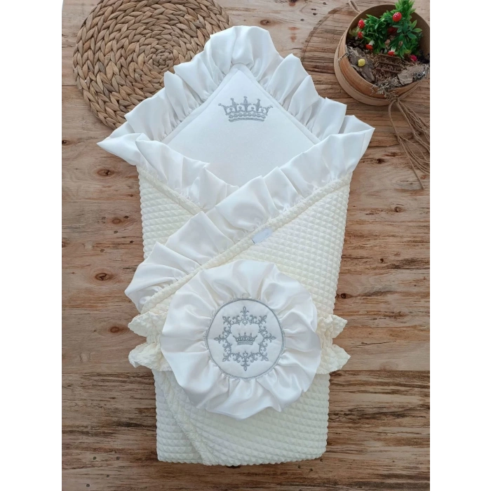 Yenidoğan Piramitland Soft Nakışlı Bebek Battaniyesi Kundak Krem