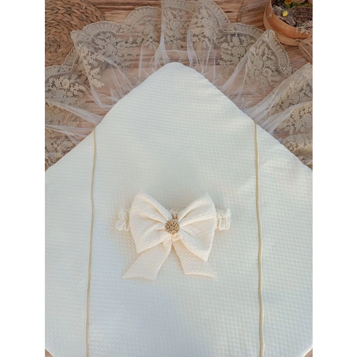 Yenidoğan Piramitland Taşlı Gold Güpür İşleme Bebek Battaniyesi Kundak Ekru