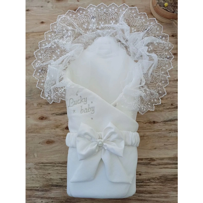 Yenidoğan Sahra Lucky Nakışlı Kundak Bebek Battaniyesi Ekru