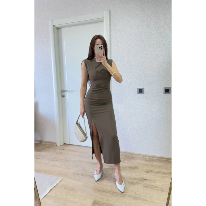 YIRTMAÇ DETAYLI SIRTLI KAPALI YANDAN DERİN YIRTMAÇ DETAYLI KOLSUZ ELBİSE - ANTRASİT