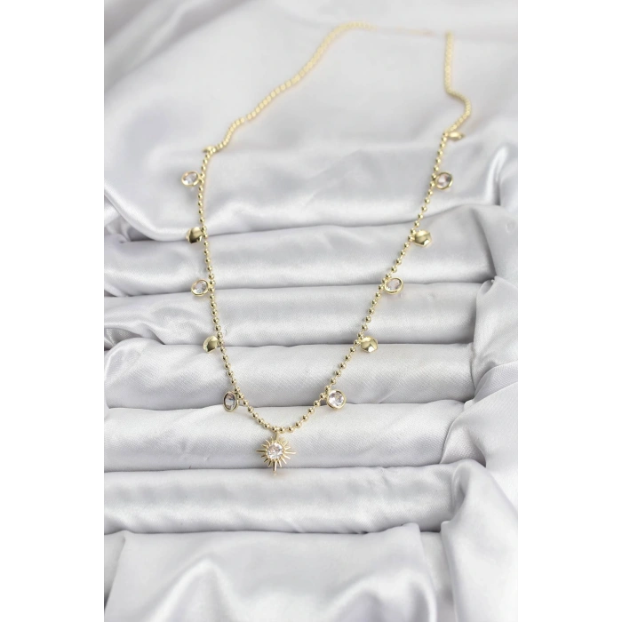 Zirkon Taşlı Kutup Yıldızı Model Pirinç Gold Renk Kadın Kolye