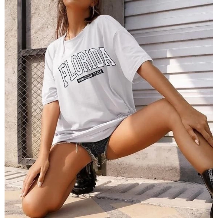 Kadın Bisiklet Yaka Baskılı T-shirt - Beyaz