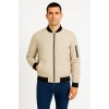 ERKEK BOMBER MONT CEKET – FERMUARLI, KAPİTONE İÇİ ASTARLI, SU İTİCİ KUMAŞ, REGULAR FİT, UZUN KOLLU, YANDAN CEPLİ, BAHAR & KIŞ RAHAT GÜNLÜK STİL - BEJ