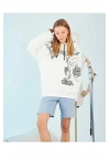 Kadın Kapüşonlu Strong Heykel Baskılı Sweatshirt - Beyaz