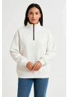Kadın Üç İplik Dık Yaka Yarım Fermuarlı SweatShirt - Beyaz