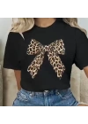 Leopar Desenli Fiyonklu Tişört - Rahat Polyester, Makinede Yıkanabilir, Bisiklet Yaka, Kadınlar için Yazlık Günlük Üst - Siyah