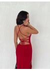 Sırt Bağlamalı Derin Yirtmaç Askılı Elbise - Kırmızı