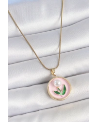 316L Çelik Gold Renk Zincir Pembe Mineli İncili Çiçek İşlemeli Portre Model Kadın Kolye