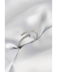 Çivi Model Zirkon Taşlı Gümüş Renk Kadın Yüzük