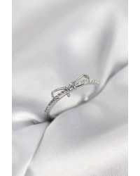 Fiyonk Model Zirkon Taşlı Gümüş Renk Kadın Yüzük