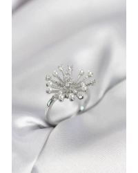 Gümüş Renk Karahindiba Model Zirkon Taşlı Kadın Yüzük