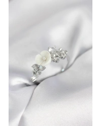 Gümüş Renk Pirinç Çiçek Model Zirkon Taşlı Kadın Yüzük