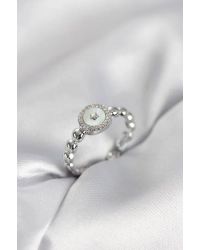 Gümüş Renk Sedefli Yıldız Model Zirkon Taşlı Kadın Yüzük