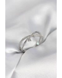 Gümüş Renk Zirkon Taşlı Fiyonk Model Kadın Yüzük