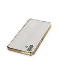 Newface Samsung Galaxy A04 Kılıf Razer Lensli Silikon - Gold