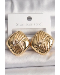 Pirinç Gold Renk İşlemeli Kare Model Kadın Küpe