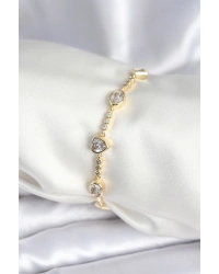 Pirinç Gold Renk Zirkon Taşlı Kalpli Model Kadın Bileklik