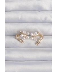 Pirinç Gold Renk Zirkon Taşlı Kıvrımlı İnci Çiçek Küpe