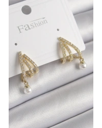 Pirinç Gold Renk Zirkon Taşlı Pençe Model İnci Detay Kadın Küpe