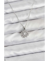 Pirinç Gümüş Renk Çiçek Model Kadın Kolye