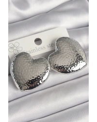 Pirinç Gümüş Renk İşleme Detaylı Kalp Model Kadın Küpe