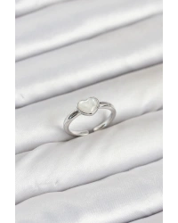 Pirinç Gümüş Renk Kalpli Kadın Yüzük