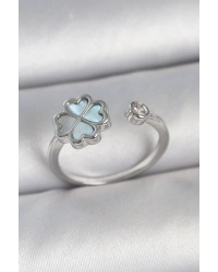 Pirinç Gümüş Renk Mavi Mineli Yonca Model Zirkon Taş Detay Ayarlanabilir Kadın Yüzük