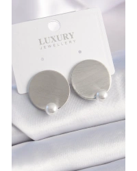 Pirinç Gümüş Renk Plaka Model İnci Detay Kadın Küpe