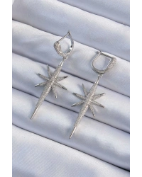 Pirinç Gümüş Renk Zirkon Taş Kaplama Kutup Yıldızı Tasarımlı Kadın Küpe