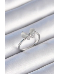 Pirinç Gümüş Renk Zirkon Taşlı Beyaz Mineli Kelebek Model Kadın Yüzük