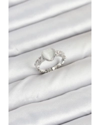 Pirinç Gümüş Renk Zirkon Taşlı Kalpli Kadın Yüzük