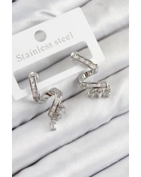 Pirinç Zirkon Taşlı Kıvrımlı Model Gümüş Renk Kadın Küpe