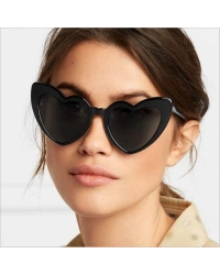 Siyah Renk Kalp Şekilli Parti Gözlüğü 15x5 cm