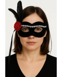 Siyah Renk Süet Kaplama Gümüş Dantelli Kırmızı Gül Tasarımlı Parti Maskesi 18x20 cm