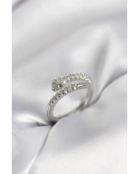 Yılan Model Gümüş Renk Zirkon Taşlı Kadın Yüzük