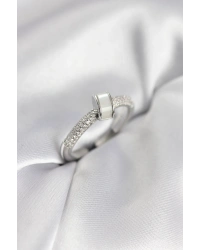 Zirkon Taşlı Sedefli Gümüş Renk Kadın Yüzük