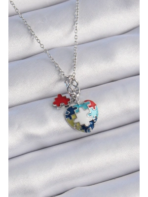 316L Çelik Gümüş Renk Yapboz Motif Kalp Figür Charm Model Kadın Kolye