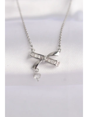316L Çelik Zincir Gümüş Renk Zirkon Taşlı Kalp Detay Fiyonk Kolye