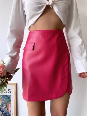 Cep detaylı oval kapaklı deri etek fuşya h240048