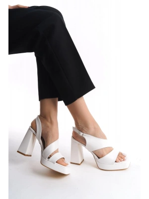 Cica Beyaz Cilt Topuklu Ayakkabı