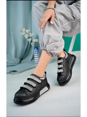 Elika Siyah Cilt Cırt Cırtlı Spor Ayakkabı