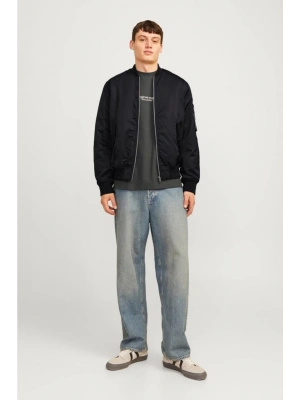 Erkek Siyah Bomber Mont – Fermuarlı, Cepli, Kapitone Astarlı Rahat Günlük Ceket Bahar & Kış Kullanıma Uygun - Siyah