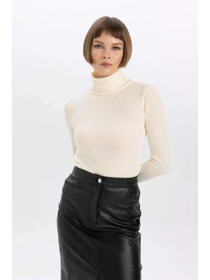 Fitted Balıkçı Yaka Basic Düz Triko Kazak