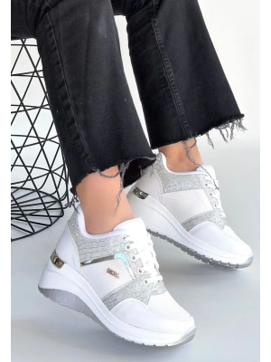 Geja Beyaz Cilt Bağcıklı Spor Ayakkabı