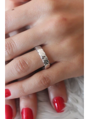 Gümüş Renk Sarmal Model Kadın Yüzük