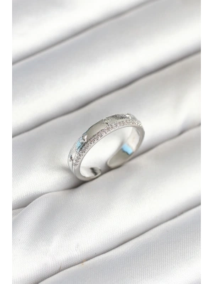 Gümüş Renk Şerit Zirkon Taşlı Kadın Yüzük