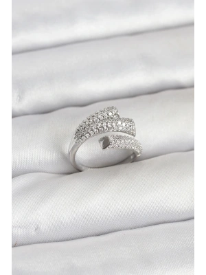 Gümüş Renk Zirkon Taşlı Pirinç Kadın Yüzük