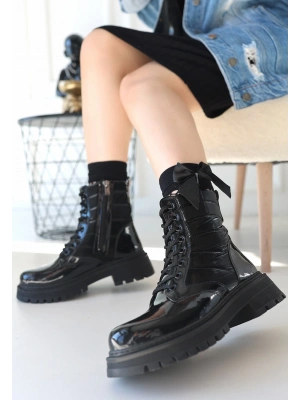 Josse Siyah Rugan Bağcıklı Bot