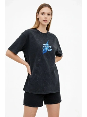 Kadın Asit Yıkamalı Oversize Tişört Future Worlds Baskılı Bisiklet Yaka Kısa Kollu Streetwear %100 Pamuk Street Style T-Shirt - Siyah