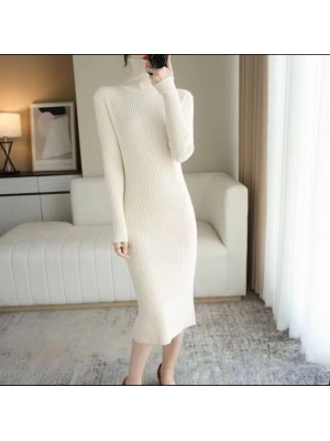 Kadın Boğazlı Uzun Fitilli Triko Dokuma Elbise - Beyaz